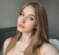 Comatozze Biography: Age, Wikipedia, Real Name, Nationality, Net Worth, Boyfriend, Instagram, Family