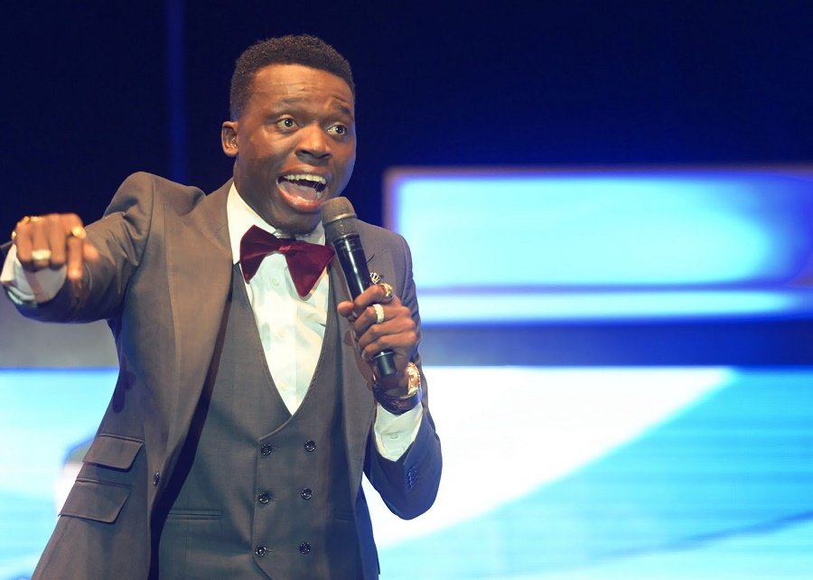 Akpororo Biography
